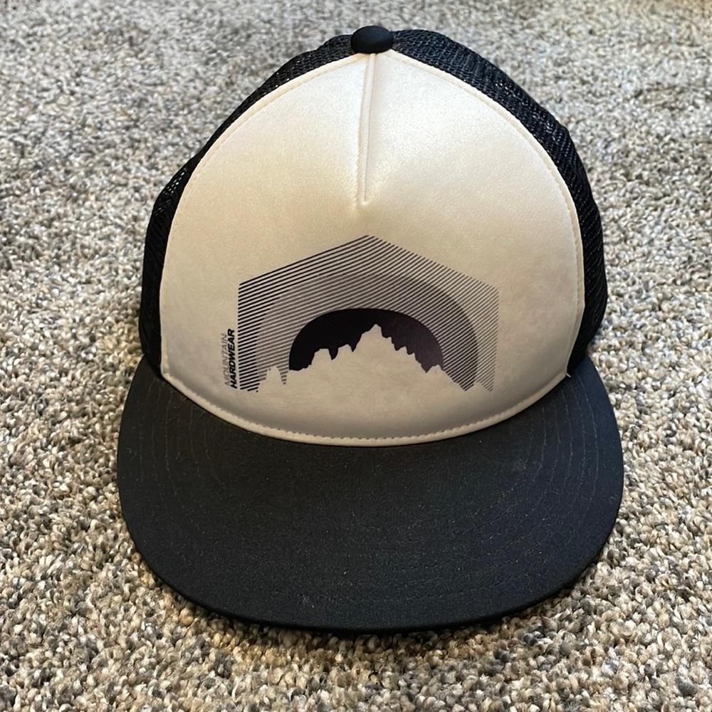 Mountain Hardwear Trucker Hat